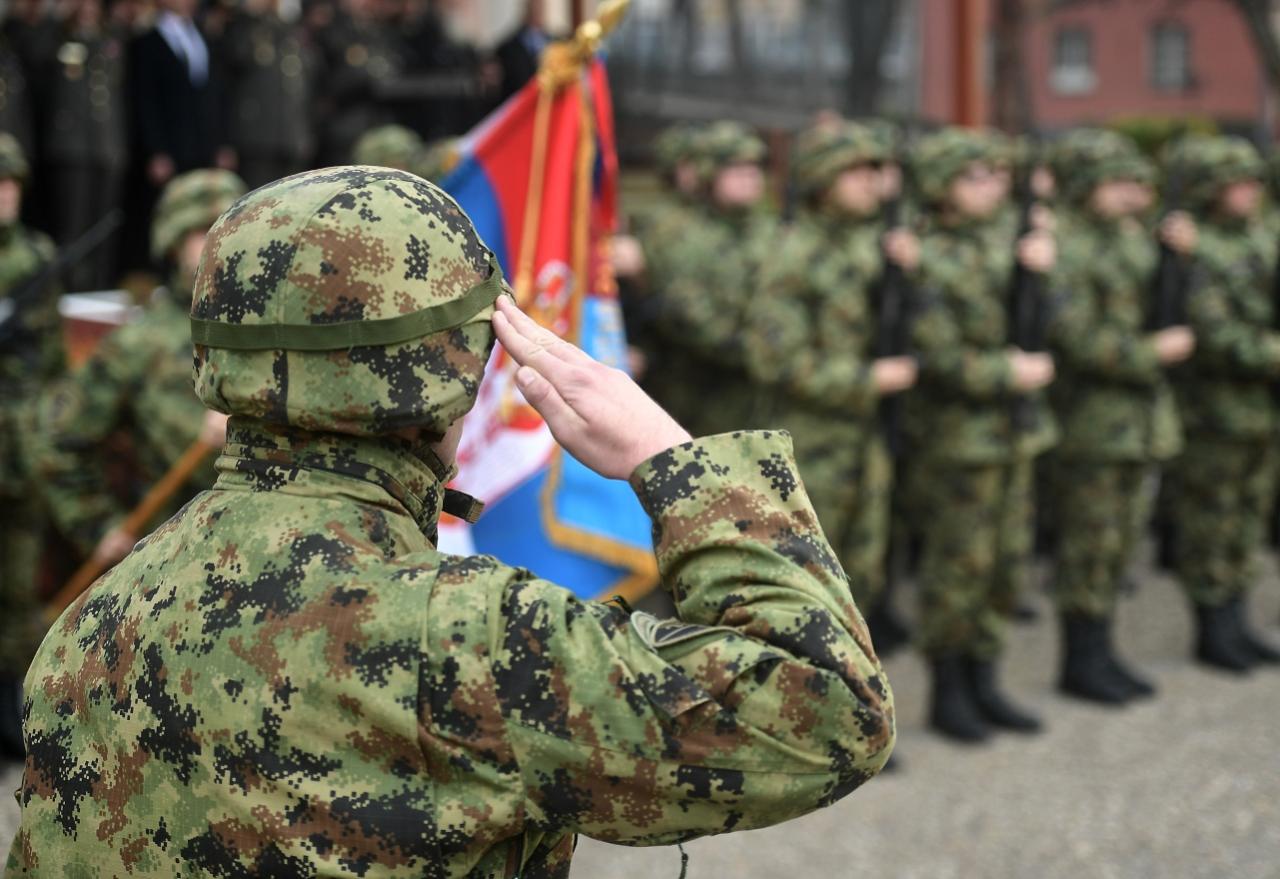 Srbija prijeti da će poslati 1000 pripadnika snaga sigurnosti na sjever Kosova