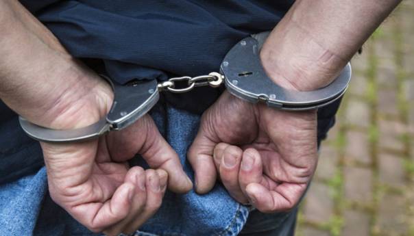 Srbija: Prijetio prodavačici da će je zaraziti korona virusom, pa uhapšen