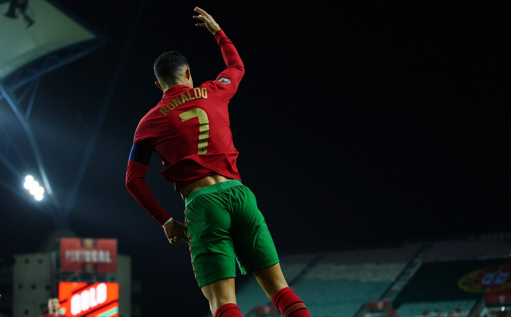 Srbija savladala Azerbejdžan, Ronaldov hat-trick protiv Luksemburga