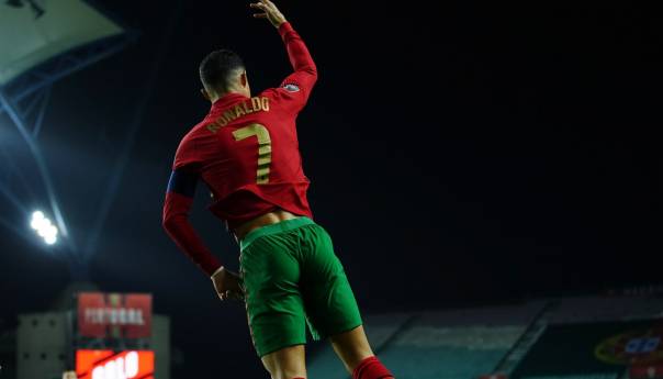 Srbija savladala Azerbejdžan, Ronaldov hat-trick protiv Luksemburga