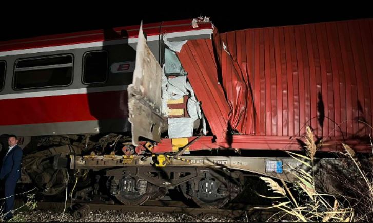 Srbija: Sudar dva voza kod Odžaka, oko 20 povrijeđenih