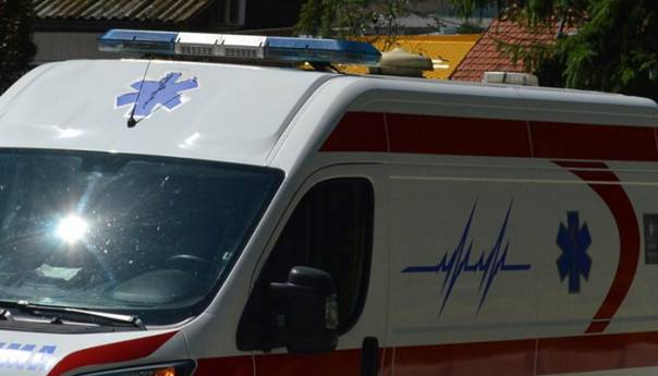 Srbija: Sudar kombija i BMW-a, 9 osoba povrijeđeno