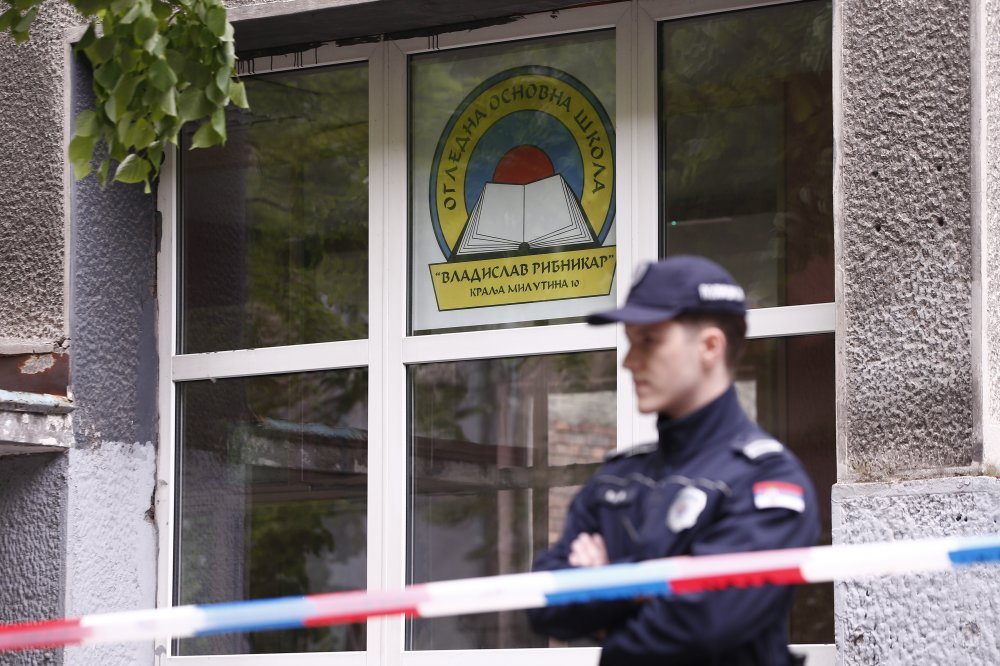Srbija: Uhapšen gimnazijalac, istraživao izradu bombe, spominjao masakr