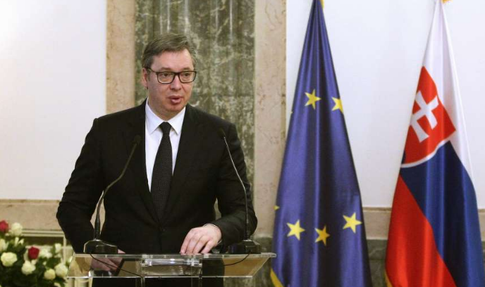 Između zapada i Rusije: Vučić odgodio obraćanje za 6. maj