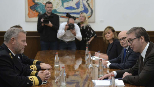 Srbija: Vučić primio predsjedavajućeg Vojnog komiteta NATO-a Roba Bauera