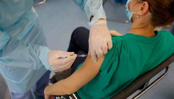 Srbija: Za vakcinaciju se prijavilo 175.000 ljudi