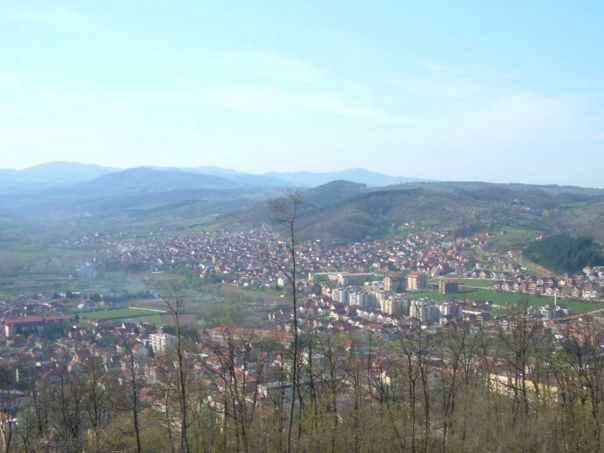 Srbijanski mediji: Albanci pucali na policiju blizu granice s Kosovom