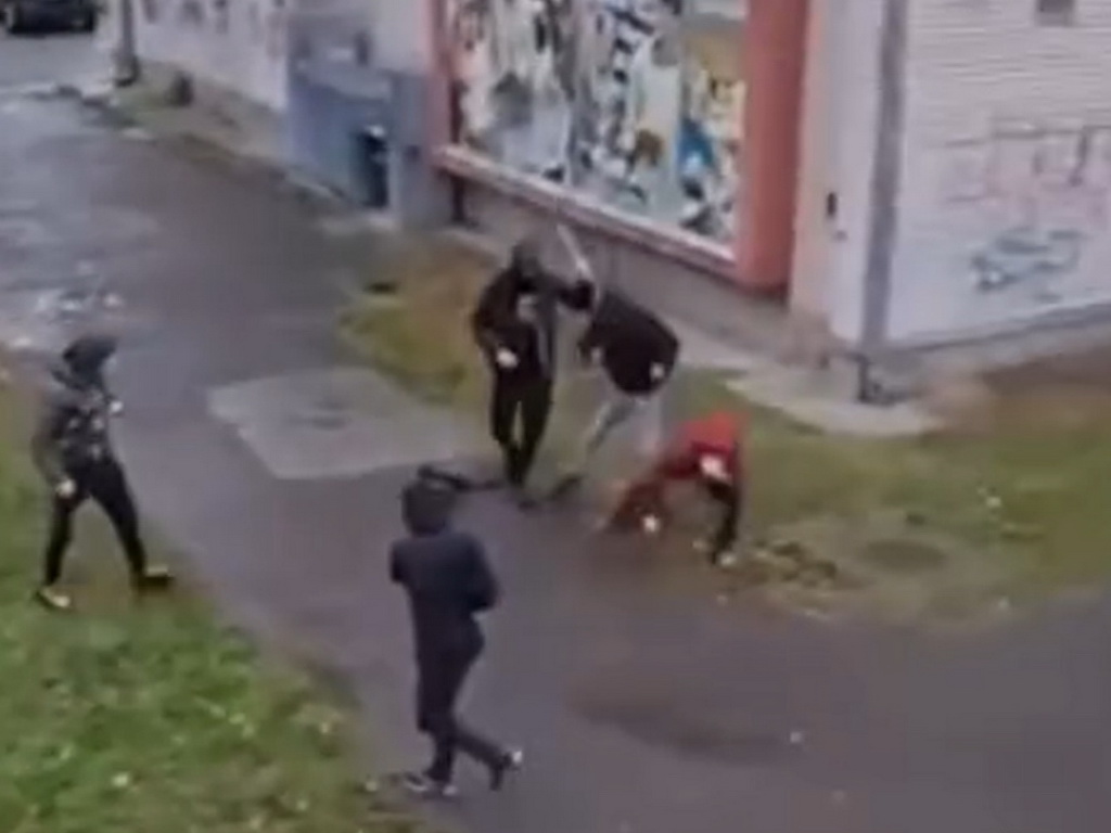 Srbijanski novinar tvrdi: Ćaci šipkama pretukli muškarca u Subotici