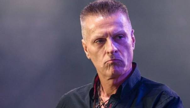 Srbijanski pjevač Đorđe David oporavio se od koronavirusa