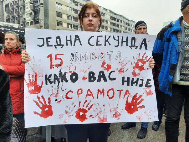 Srbijanski studenti zastali na 16 minuta: Počast za novosadske žrtve i dječaka iz Zagreba