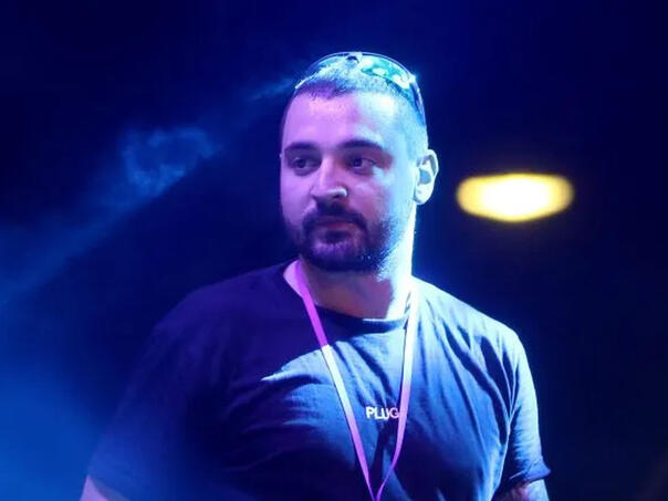 Srbijanskom reperu prijeti zatvorska kazna zbog napada na turiste