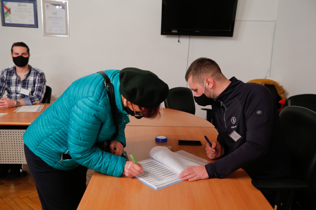 Srebrenica: Do 11 sati izlaznost na izbore 26, 81 posto