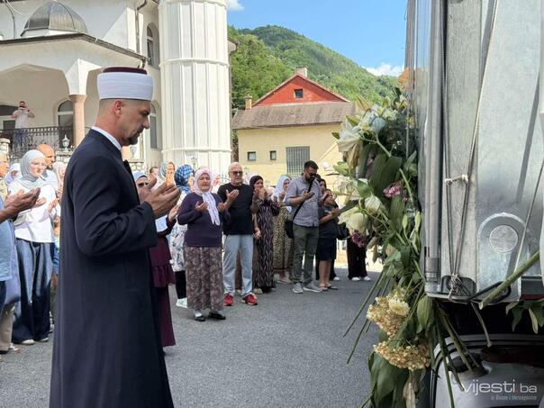 Srebrenica dočekala tabute 10 žrtava genocida