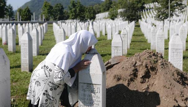 Srebrenica i neaktivnost međunarodne zajednice lekcija za Ukrajinu