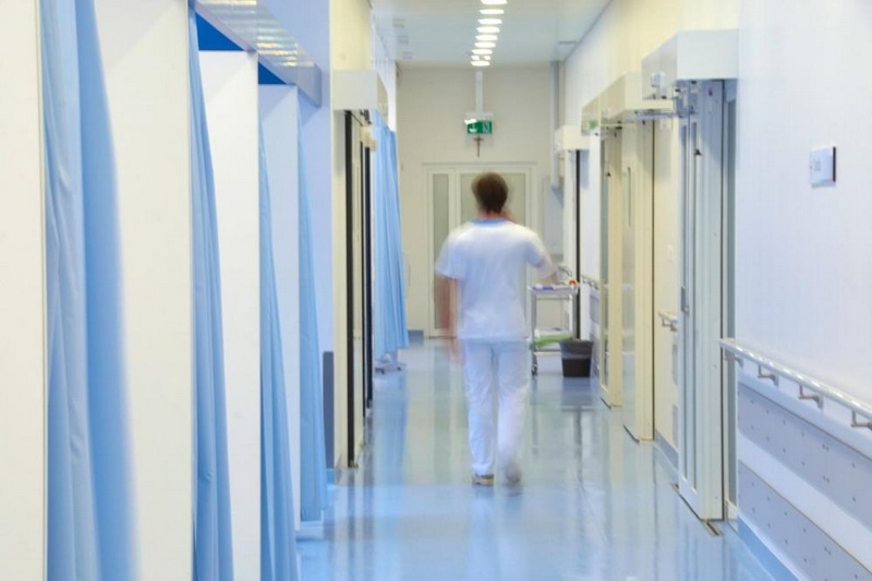 Zaraženi iz Srebrenice prebačen na liječenje u Srbiju