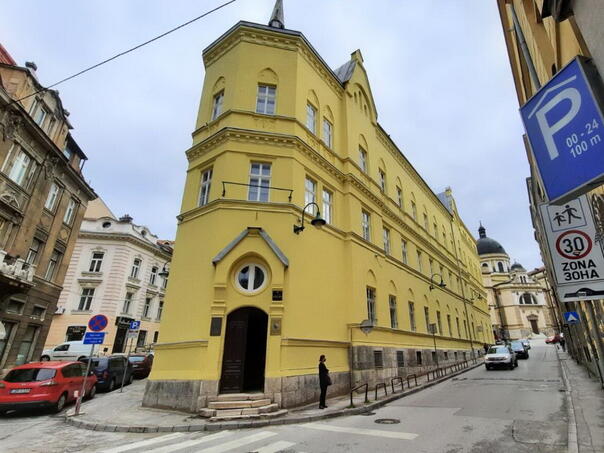 Srednja muzička škola Sarajevo otkazala nastup zbog Thompsona