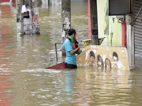 Šri Lanka traži međunarodnu pomoć: Stotine poginulih i nestalih