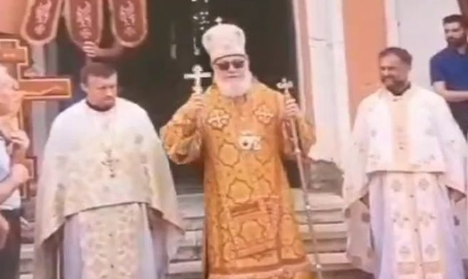 Srpski episkop prokleo Anu Brnabić i gej paradu
