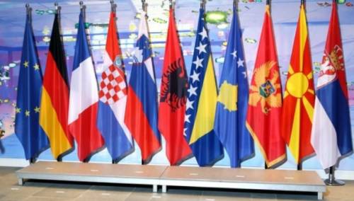 ‘Srpski svet’ je nastavak igre prisvajanja tuđih teritorija