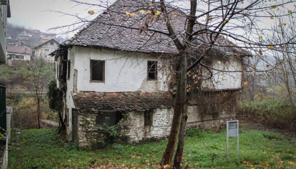Srušila se Šeranića kuća, nacionalni spomenik Bosne i Hercegovine