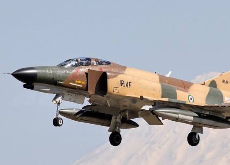 Srušio se iranski vojni avion: Jedan pilot poginuo, drugi preživio