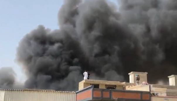 Srušio se pakistanski putnički avion sa 107 putnika