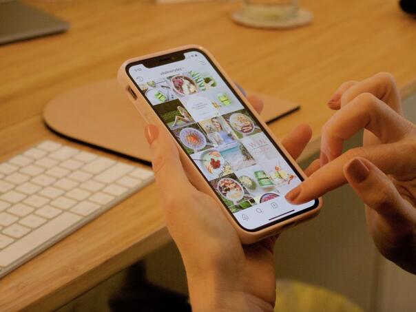 Šta Instagram ne voli u 2025? Greške koje guše reach