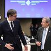 Šta je bivši komesar EU radio sa Vučićem dan prije pokopa zločinca?