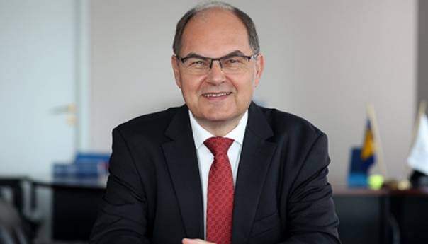 Šta je Schmidt poručio novoizabranim članovima Predsjedništva BiH