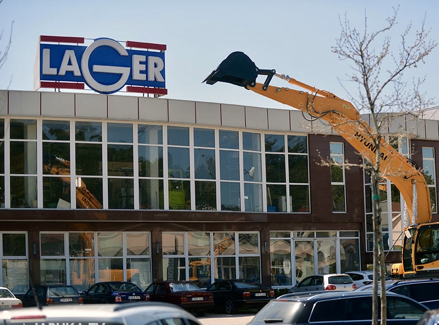 Šta Lager radi u USK: Sami imaju veći profit od 20 najjačih firmi u USK