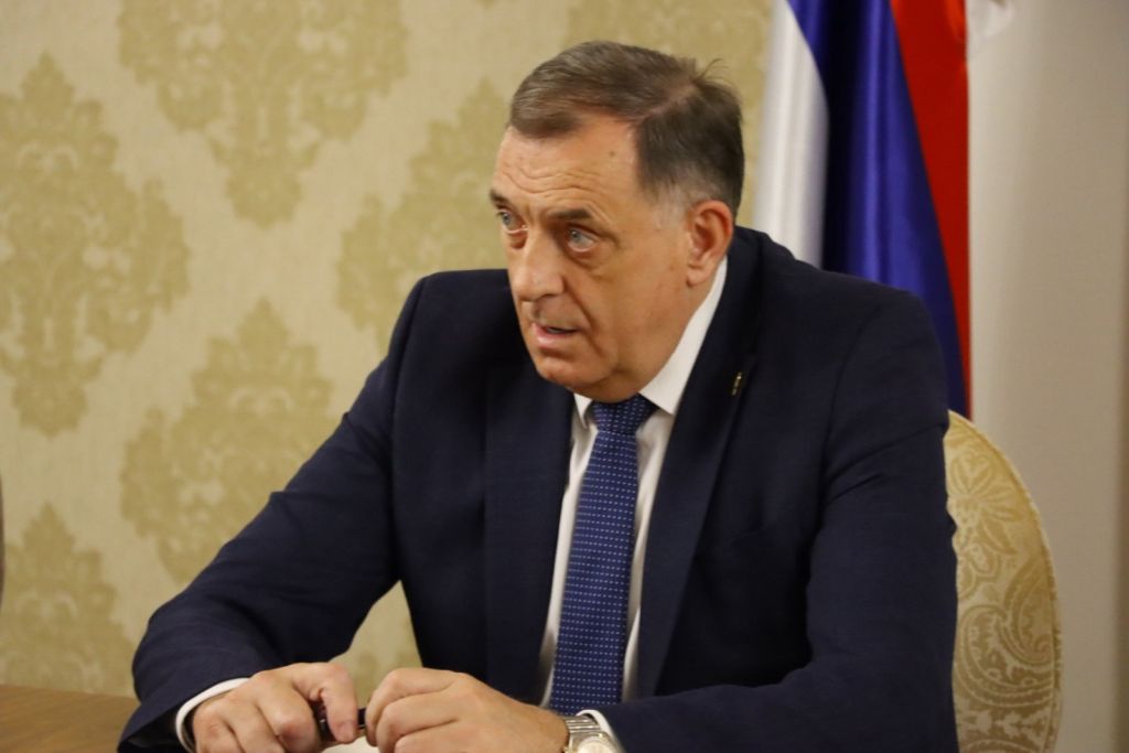 Šta nakon presude Dodiku: Hoće li biti prijevremenih izbora?