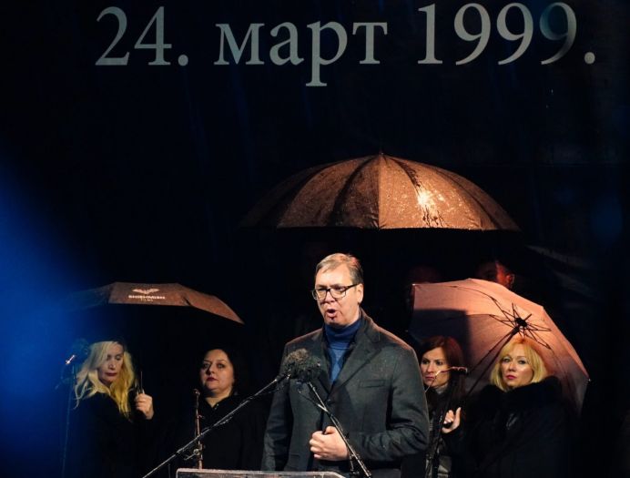 Šta prešućuje Vučić: Zašto je Srbija zasuta NATO bombama!
