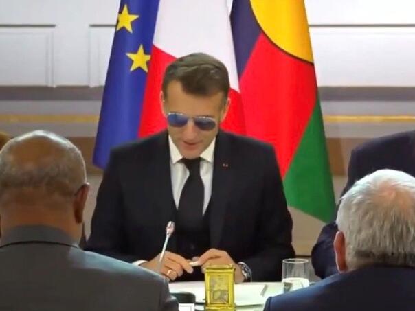 Šta se dešava sa Macronovim okom: Lider objasnio zašto nosi naočale