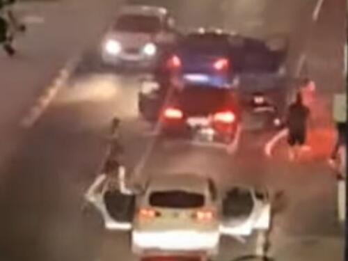 Šta se dešavalo na Skenderiji: Tuča više osoba, nekoliko njih povrijeđeno