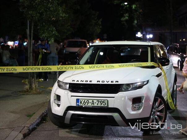 Šta se desilo kod Latinske ćuprije? Krv, blokiran Range Rover i pištolj