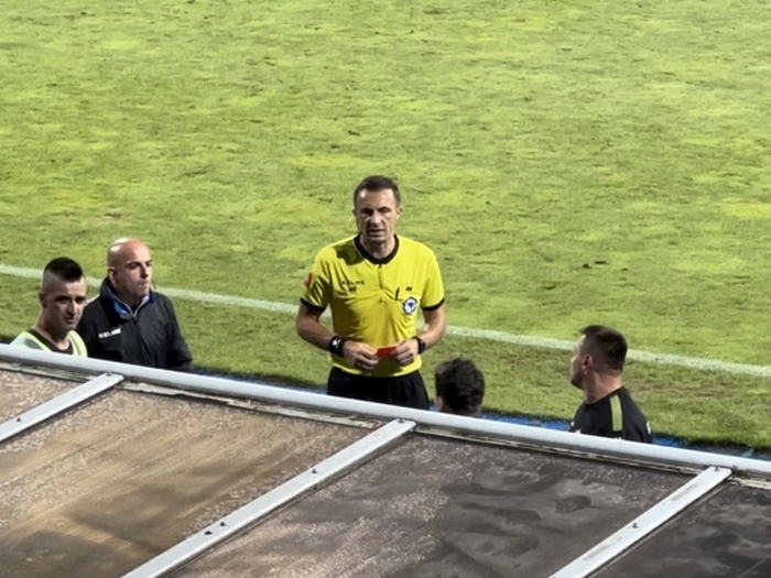 Šta se sve sinoć dešavalo pored terena na Grbavici?