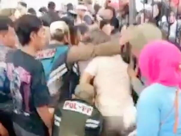 Stampedo na vjenčanju sina indonezijskog guvernera, poginule tri osobe