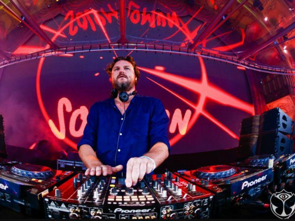 Stampedo nastao nakon pucnjave na nastupu bh. DJ-a