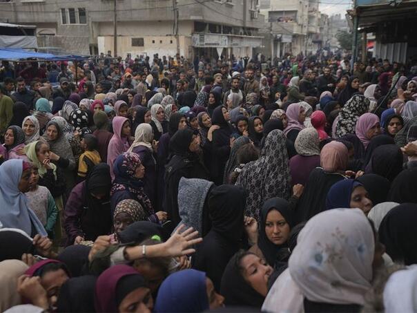Stampedo u Gazi: Ispred pekare poginulo dvoje djece i žena
