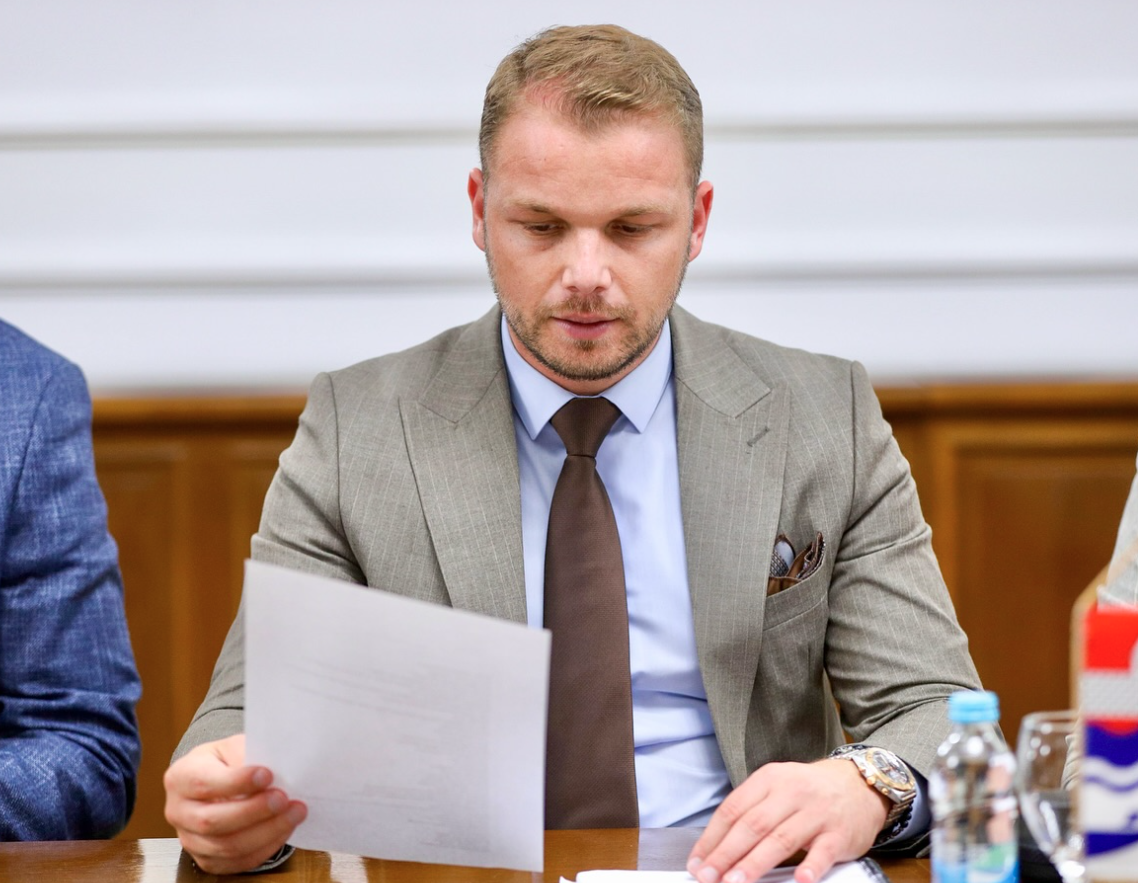 Stanivuković dao izjavu u Tužilaštvu zbog napada na Banj brdu