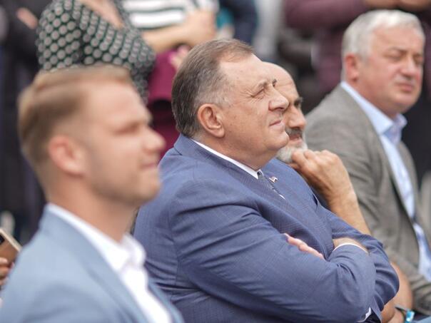 Stanivuković Dodiku: "Nikada niste slušali narod, samo ste pljačkali RS"