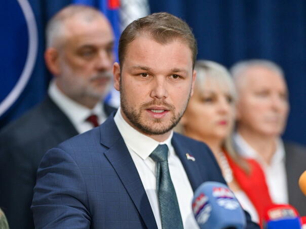 Stanivuković: I akcize dokaz destruktivne politike SNSD-a