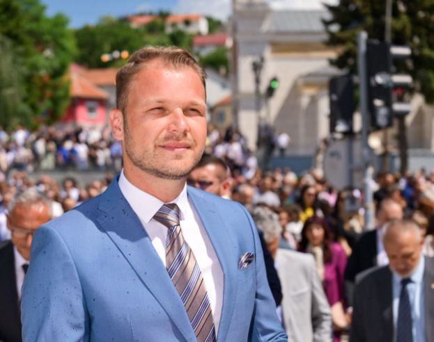 Stanivuković najavio proteste: Vlada RS zadužuje za 11 miliona KM svaki dan, čak i nedjeljom