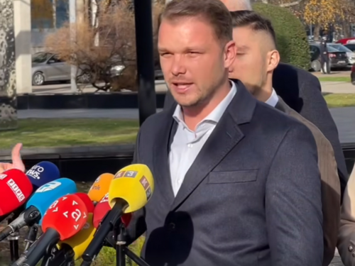 Stanivuković najavio rat kladionicama i zabranu društvenih mreža djeci