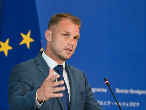 Stanivuković poručio Dodiku: Ili vas lažu ili vi lažete javnost