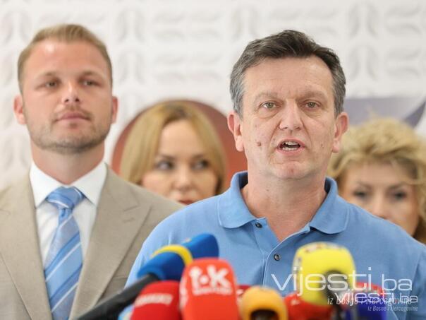 Stanivuković prihvatio Blanušin prijedlog da bude premijer RS