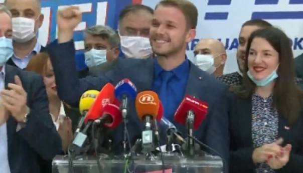 Stanivuković proglasio pobjedu u Banja Luci: Hvala svima!