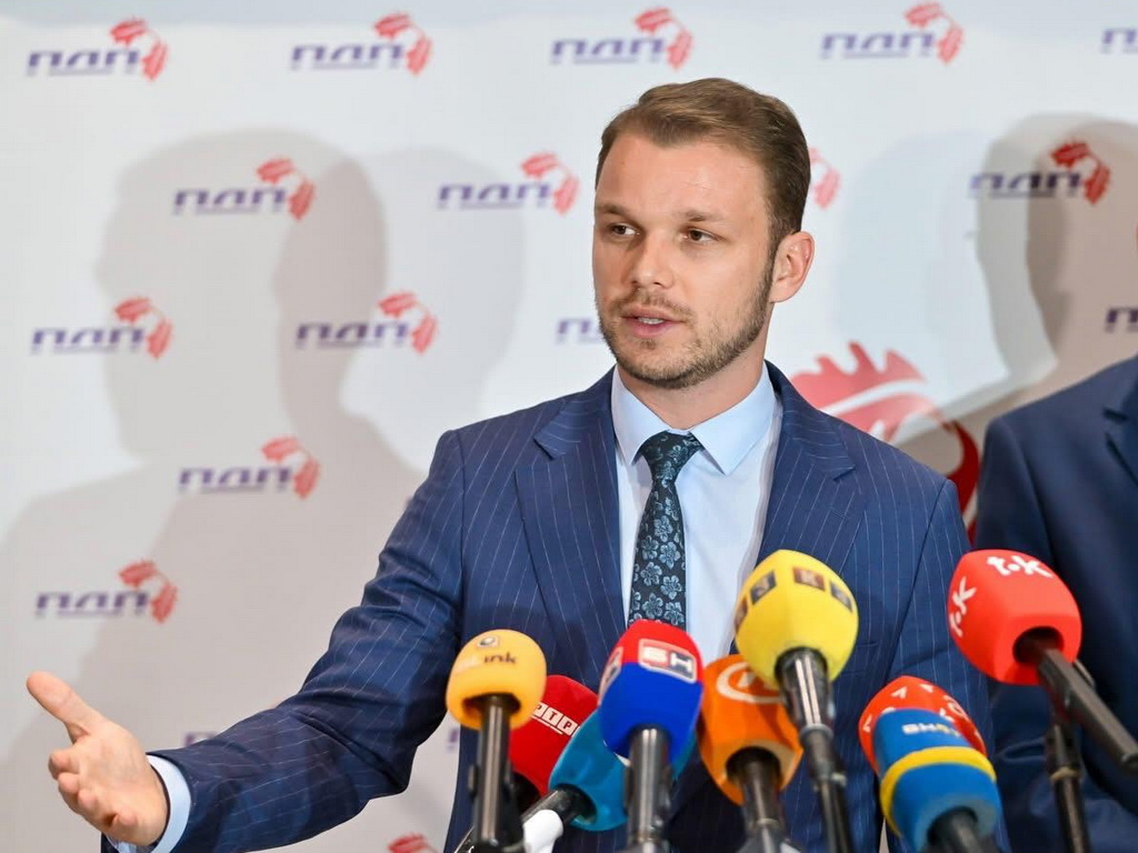 Stanivuković teško optužio vlast u RS: Gdje je otišao novac?