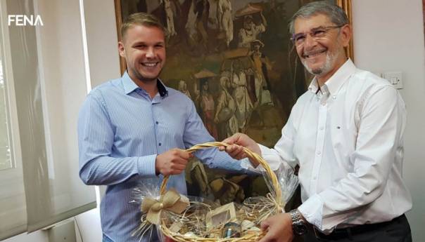 Stanivuković u Tuzli, nije posjetio Tuzlansku kapiju