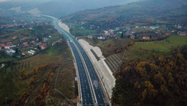 Stanje na cestama u BiH: Zenička zaobilaznica zatvorena za saobraćaj